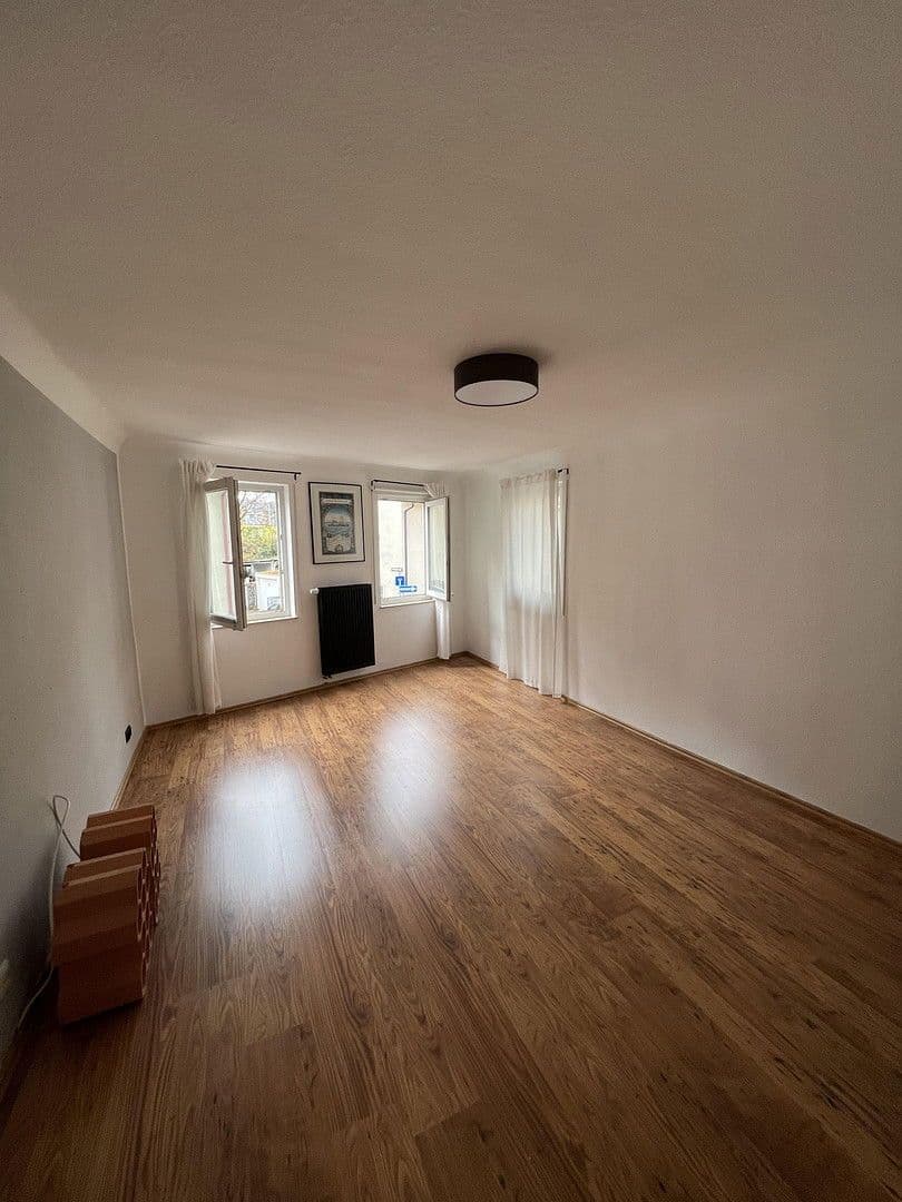Pronájem bytu 2+1 57 m², Mörgelenstraße 2, Stuttgart, Bádensko-Württembersko Pronájem bytu 2+1 57 m², Mörgelenstraße 2, Stuttgart, Bádensko-Württembersko