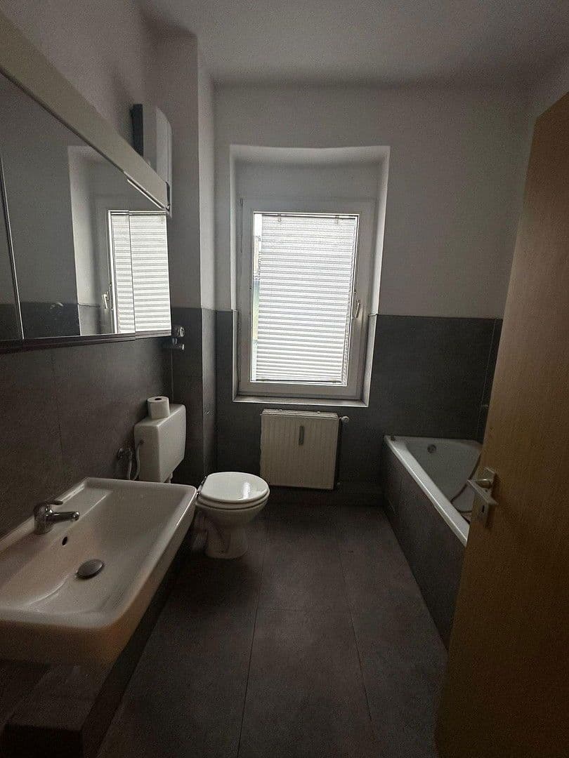 Pronájem bytu 1+1 52 m², sprockhöveler straße 118, Witten, Severní Porýní-Vestfálsko Pronájem bytu 1+1 52 m², sprockhöveler straße 118, Witten, Severní Porýní-Vestfálsko