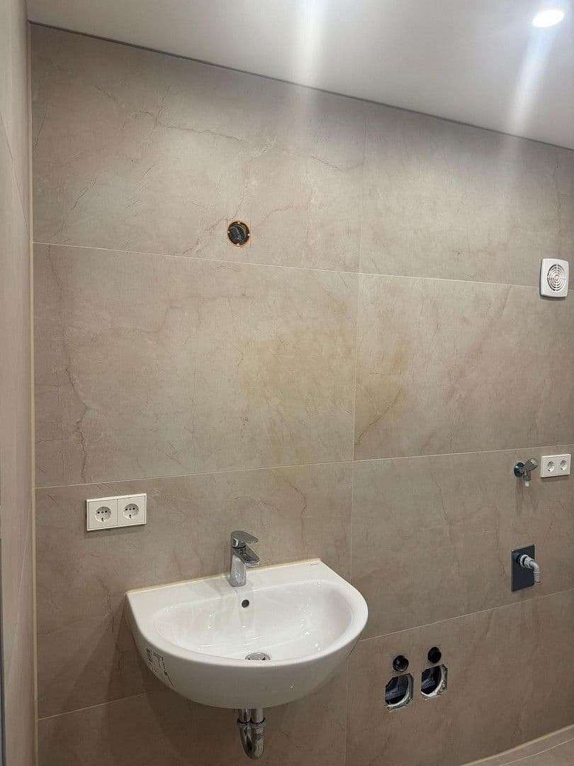 Pronájem bytu 2+kk 84 m², Wendlingen am Neckar, Bádensko-Württembersko Pronájem bytu 2+kk 84 m², Wendlingen am Neckar, Bádensko-Württembersko