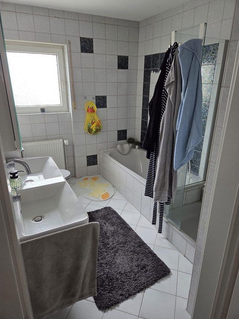 Pronájem domu 122 m², pozemek 163 m², Biblis, Hessen Pronájem domu 122 m², pozemek 163 m², Biblis, Hessen