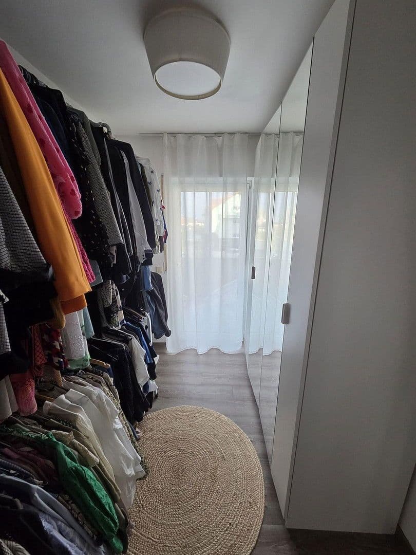 Pronájem domu 122 m², pozemek 163 m², Biblis, Hessen Pronájem domu 122 m², pozemek 163 m², Biblis, Hessen