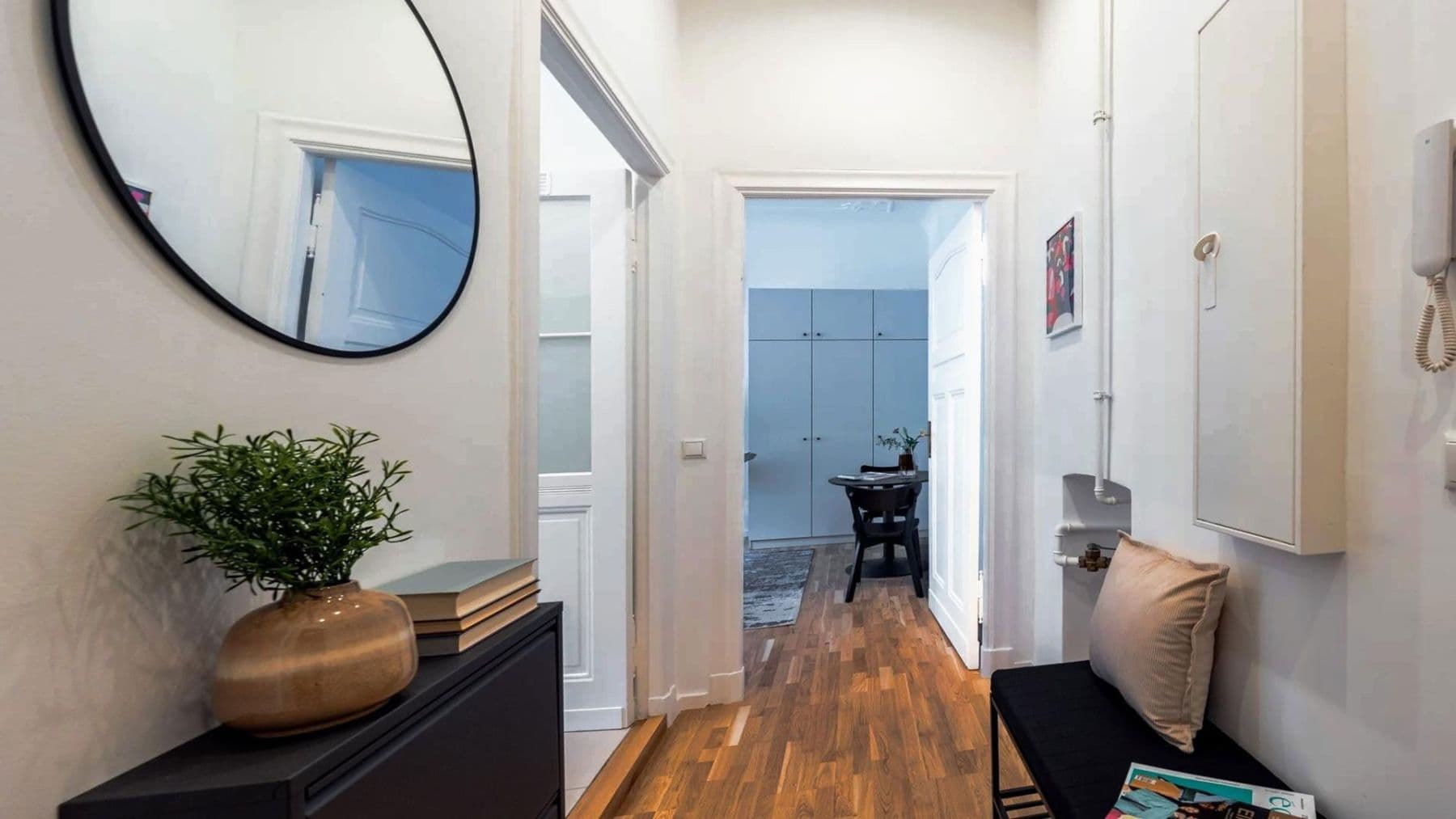 Pronájem bytu 1+1 38 m², Berlin, Berlín Pronájem bytu 1+1 38 m², Berlin, Berlín