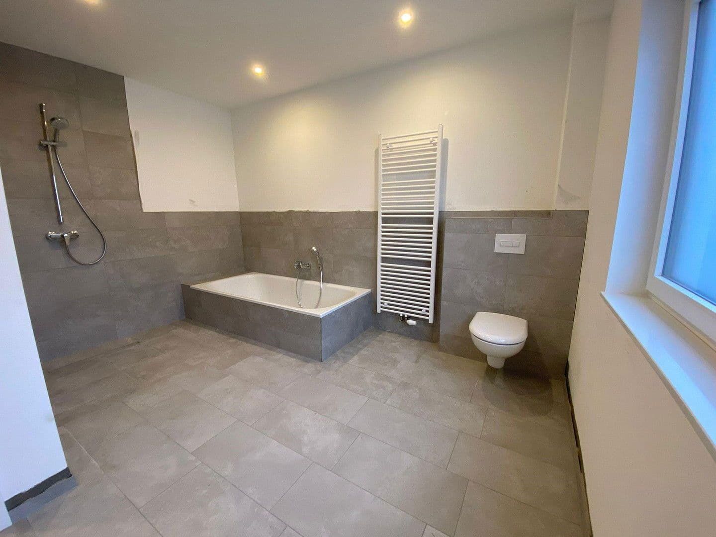 Prodej domu 138 m², pozemek 308 m², Südheide, Dolní Sasko Prodej domu 138 m², pozemek 308 m², Südheide, Dolní Sasko