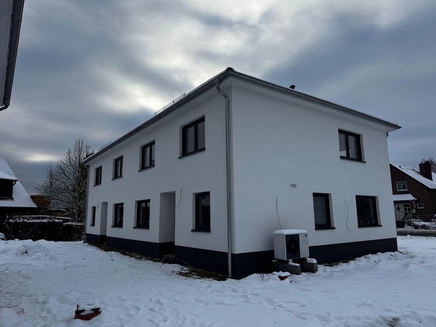 Prodej domu 138 m², pozemek 308 m², Südheide, Dolní Sasko Prodej domu 138 m², pozemek 308 m², Südheide, Dolní Sasko