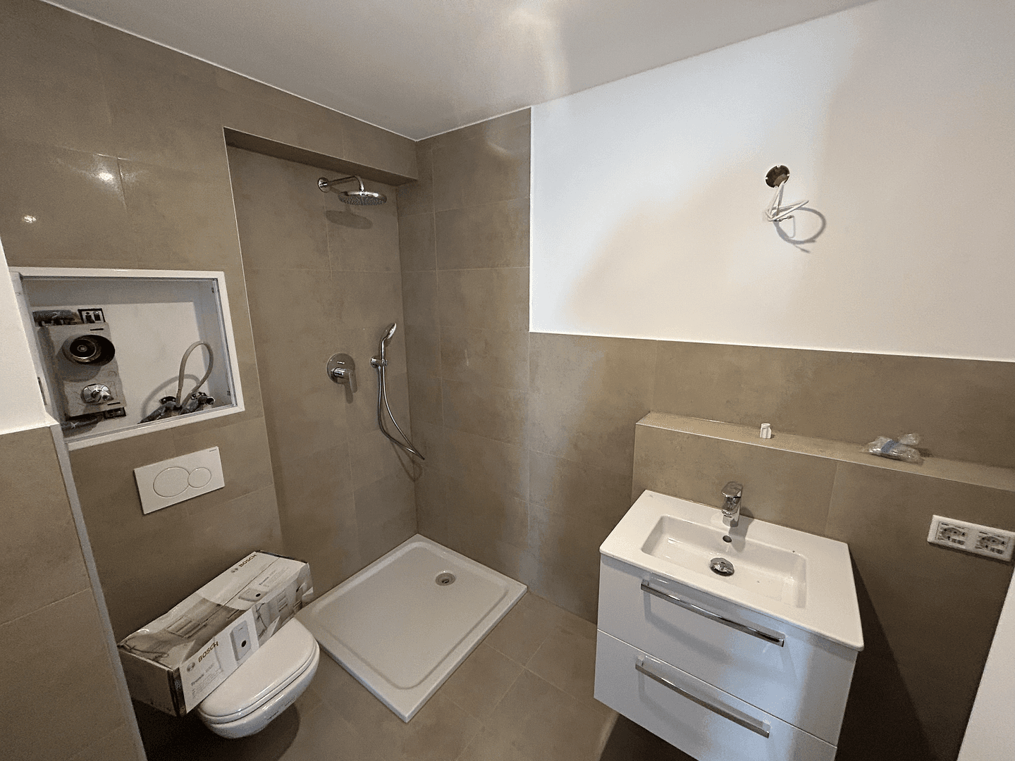 Pronájem bytu 2+1 40 m², Mannheim, Bádensko-Württembersko Pronájem bytu 2+1 40 m², Mannheim, Bádensko-Württembersko