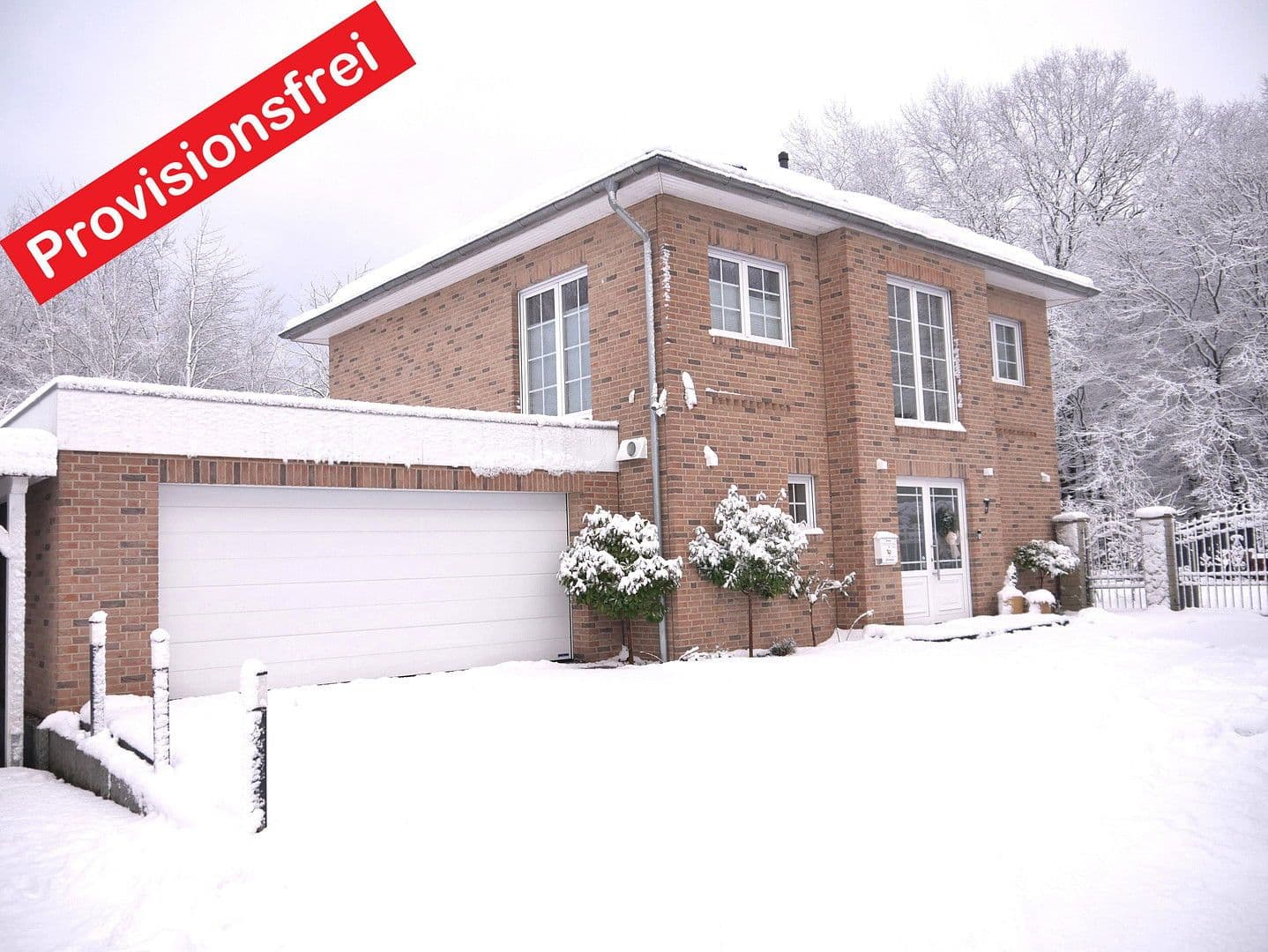 Prodej domu 135 m², pozemek 1.291 m², Schwarzenbek, Šlesvicko-Holštýnsko Prodej domu 135 m², pozemek 1.291 m², Schwarzenbek, Šlesvicko-Holštýnsko