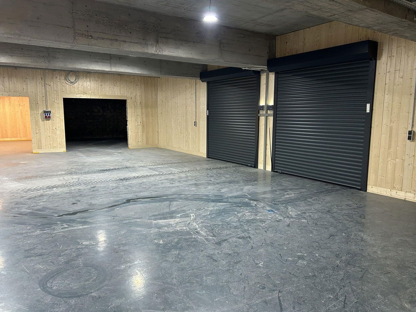 Pronájem nebytového prostoru 250 m², Schöllkrippen, Bavorsko Pronájem nebytového prostoru 250 m², Schöllkrippen, Bavorsko