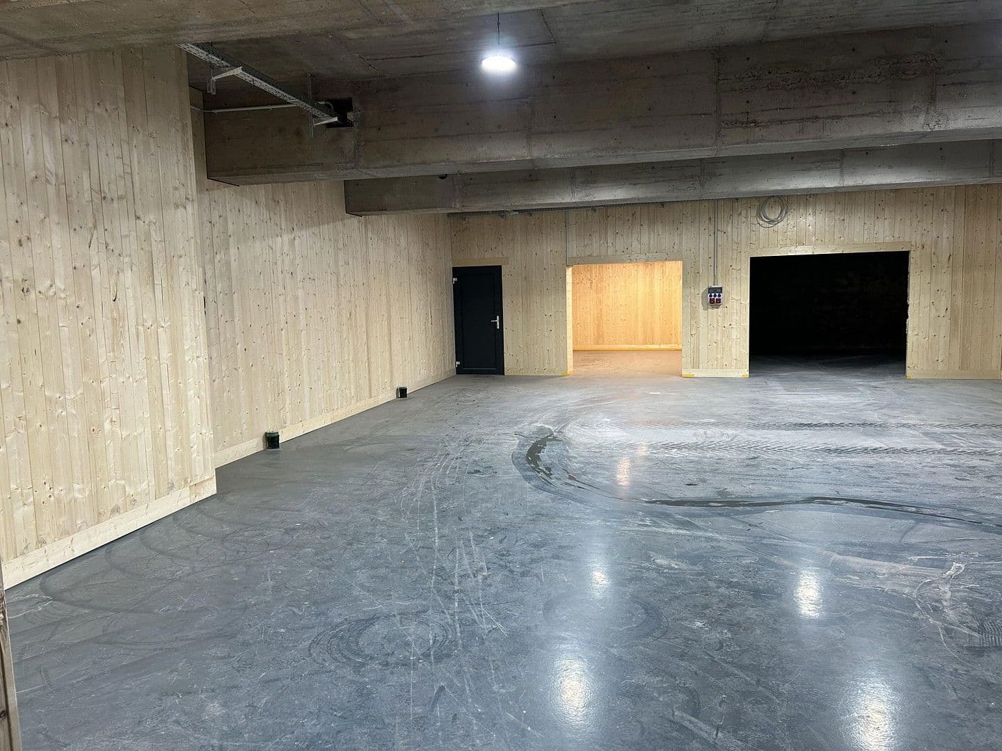 Pronájem nebytového prostoru 250 m², Schöllkrippen, Bavorsko Pronájem nebytového prostoru 250 m², Schöllkrippen, Bavorsko