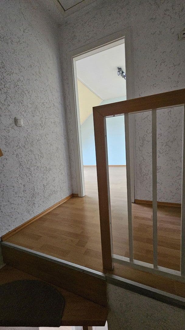 Prodej domu 109 m², pozemek 177 m², Helene-Weber-Str.82, Bonn, Severní Porýní-Vestfálsko Prodej domu 109 m², pozemek 177 m², Helene-Weber-Str.82, Bonn, Severní Porýní-Vestfálsko