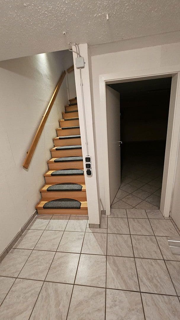 Prodej domu 109 m², pozemek 177 m², Helene-Weber-Str.82, Bonn, Severní Porýní-Vestfálsko Prodej domu 109 m², pozemek 177 m², Helene-Weber-Str.82, Bonn, Severní Porýní-Vestfálsko