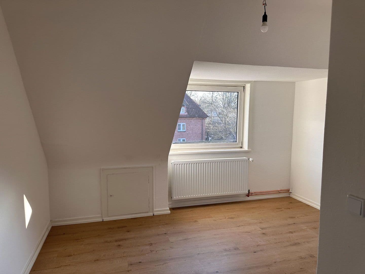 Pronájem bytu 3+1 59 m², Wellingsbüttler Weg 146, Hamburg, Hamburg Pronájem bytu 3+1 59 m², Wellingsbüttler Weg 146, Hamburg, Hamburg