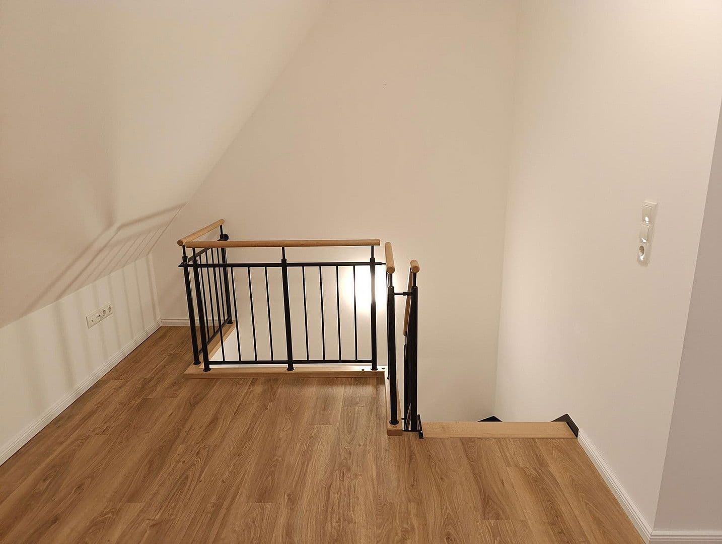 Pronájem bytu 3+1 59 m², Kiel, Šlesvicko-Holštýnsko Pronájem bytu 3+1 59 m², Kiel, Šlesvicko-Holštýnsko