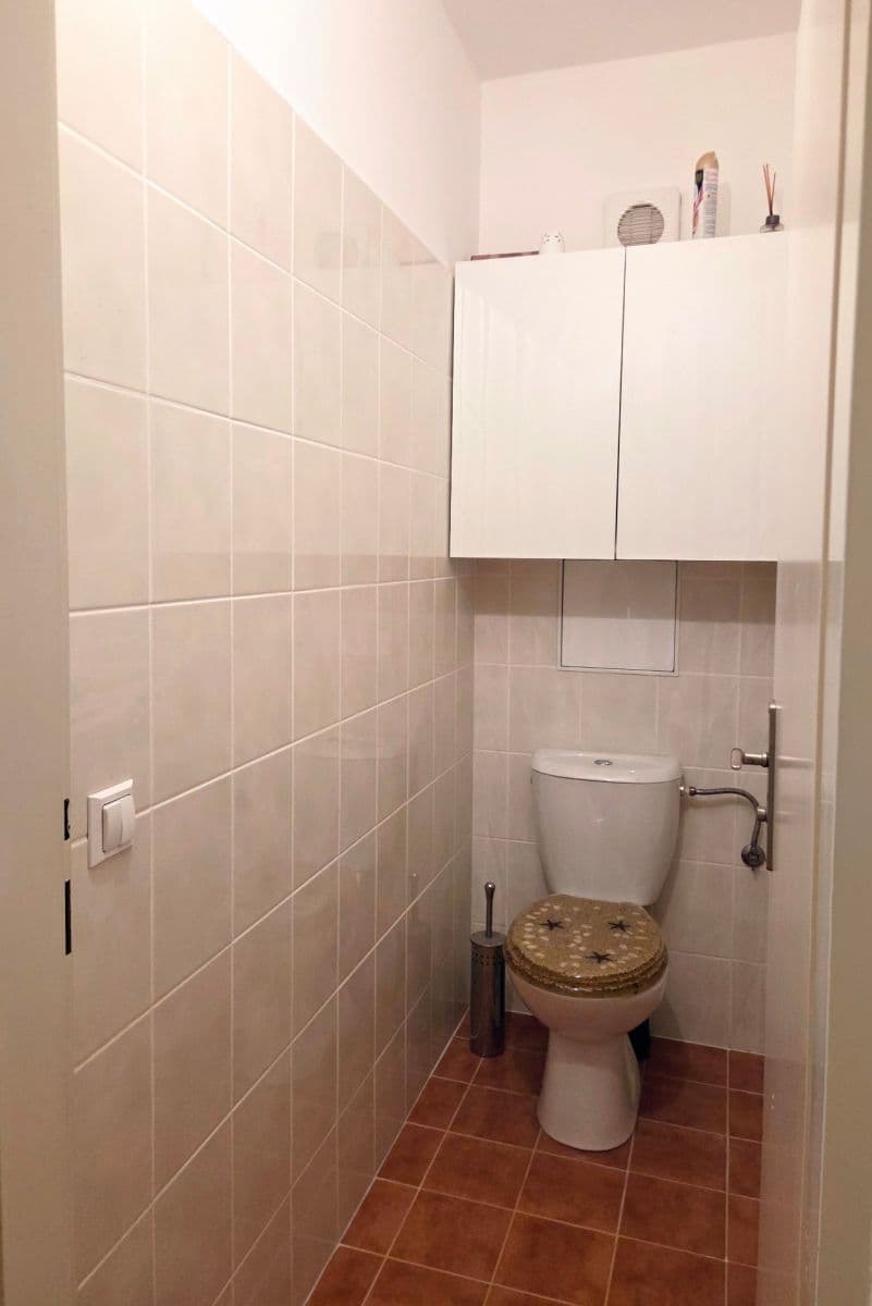 Pronájem bytu 3+kk 75 m², Kloboučnická, Praha, Praha Pronájem bytu 3+kk 75 m², Kloboučnická, Praha, Praha