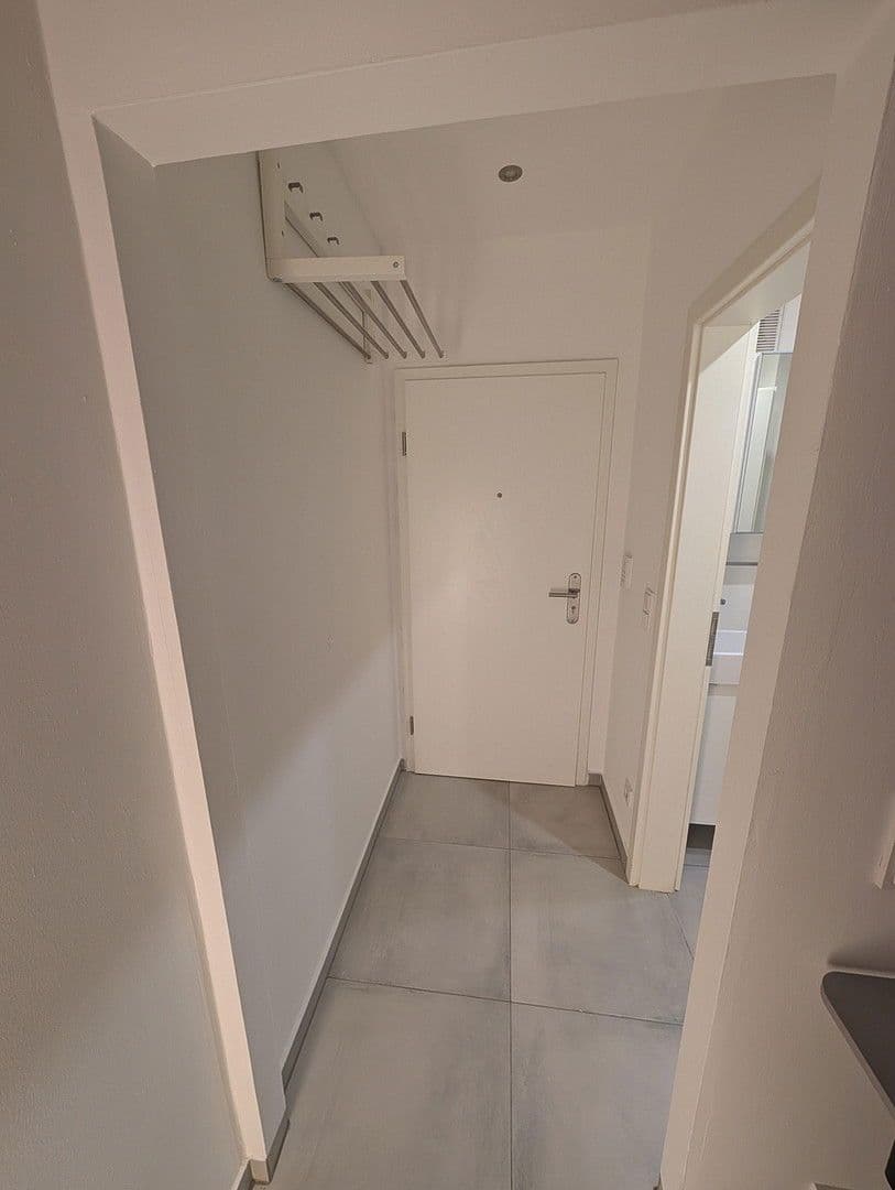 Pronájem bytu 1+1 23 m², Düsseldorf, Severní Porýní-Vestfálsko Pronájem bytu 1+1 23 m², Düsseldorf, Severní Porýní-Vestfálsko