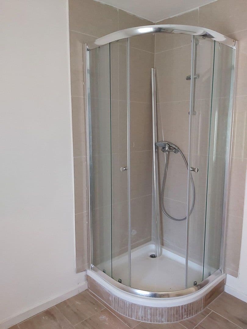 Prodej domu 600 m², pozemek 550 m², Leipzig, Sasko Prodej domu 600 m², pozemek 550 m², Leipzig, Sasko