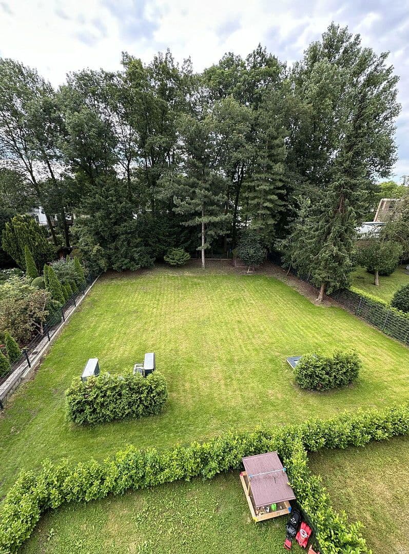 Prodej domu 854 m², pozemek 1.382 m², Düsseldorf, Severní Porýní-Vestfálsko Prodej domu 854 m², pozemek 1.382 m², Düsseldorf, Severní Porýní-Vestfálsko