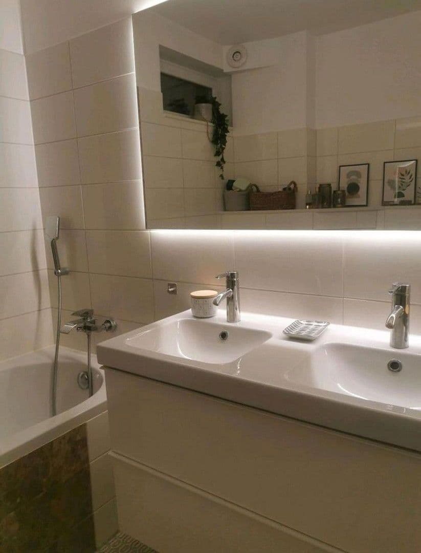 Prodej bytu 4+1 110 m², Heidlohstraße 5, Hamburg, Hamburg Prodej bytu 4+1 110 m², Heidlohstraße 5, Hamburg, Hamburg