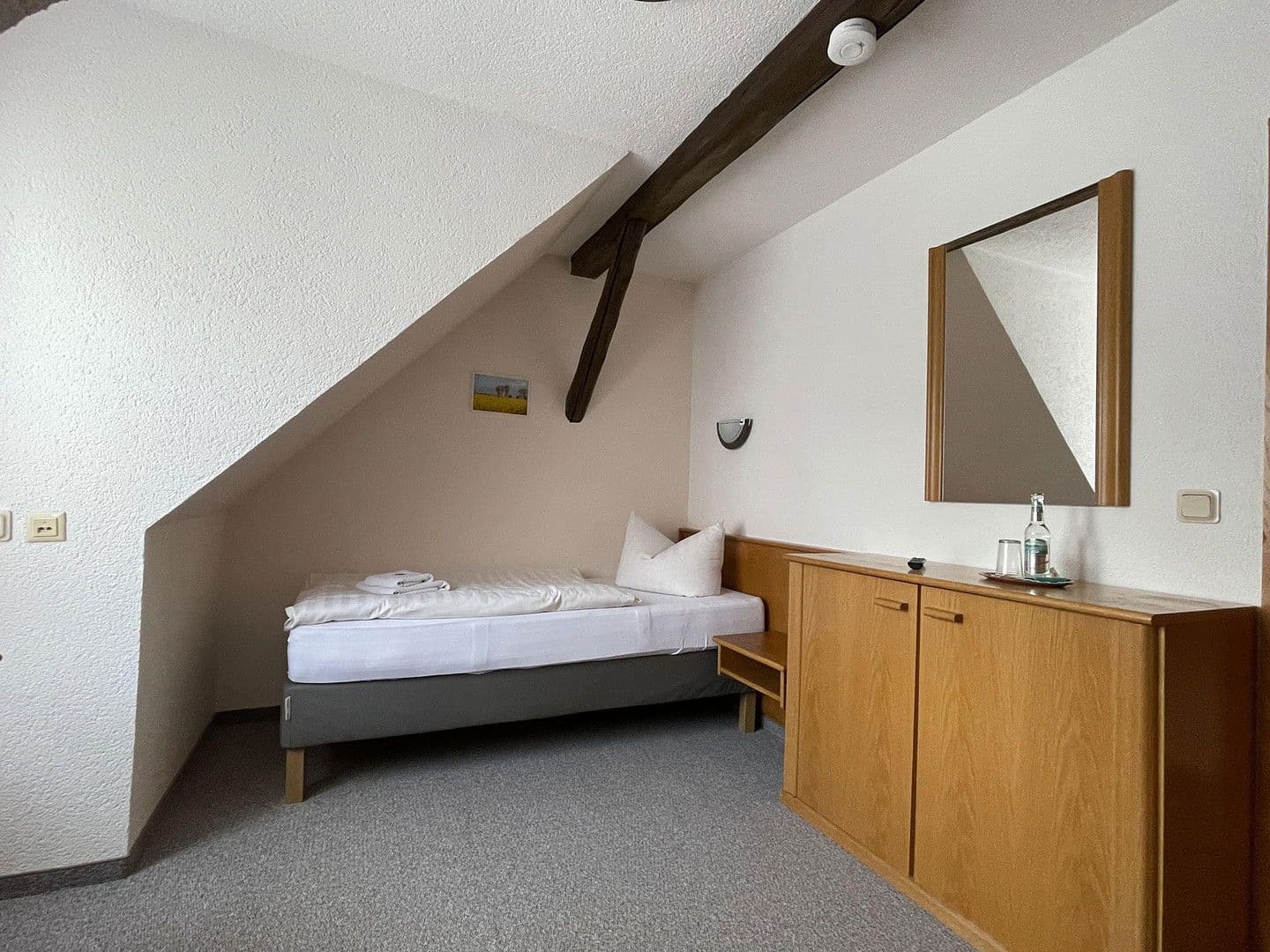 Prodej domu 1.040 m², pozemek 1.400 m², Hauptstraße 50, Bad Langensalza, Durynsko Prodej domu 1.040 m², pozemek 1.400 m², Hauptstraße 50, Bad Langensalza, Durynsko