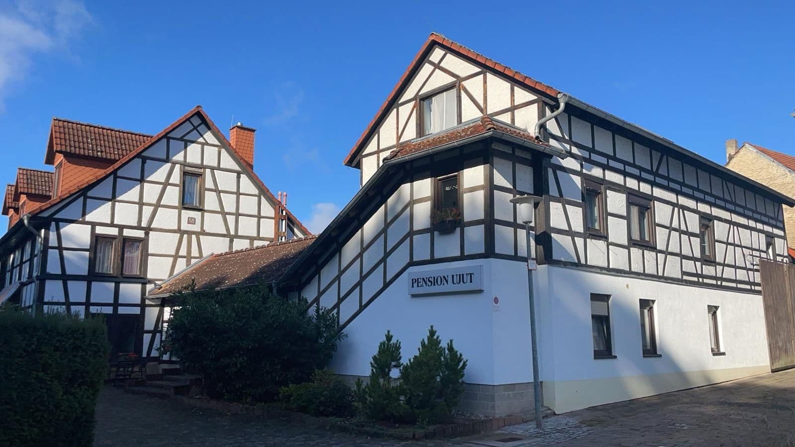 Prodej domu 1.040 m², pozemek 1.400 m², Hauptstraße 50, Bad Langensalza, Durynsko Prodej domu 1.040 m², pozemek 1.400 m², Hauptstraße 50, Bad Langensalza, Durynsko