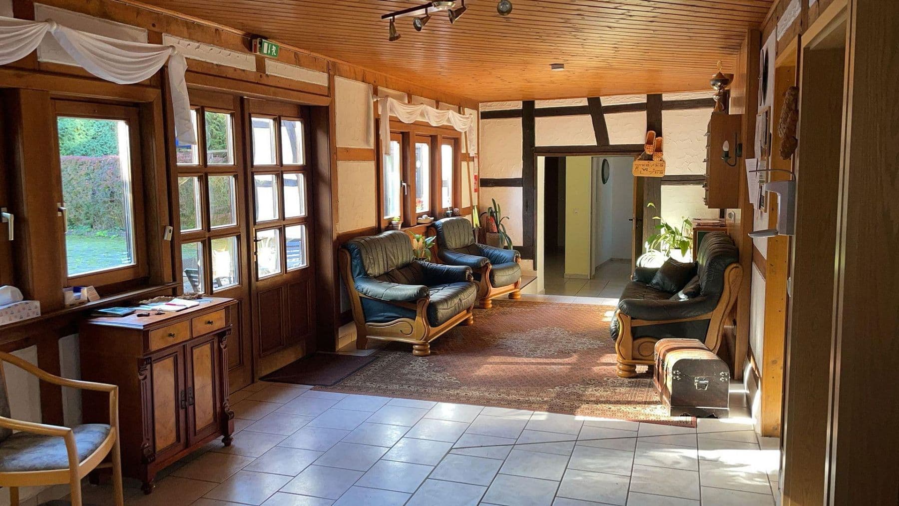 Prodej domu 1.040 m², pozemek 1.400 m², Hauptstraße 50, Bad Langensalza, Durynsko Prodej domu 1.040 m², pozemek 1.400 m², Hauptstraße 50, Bad Langensalza, Durynsko