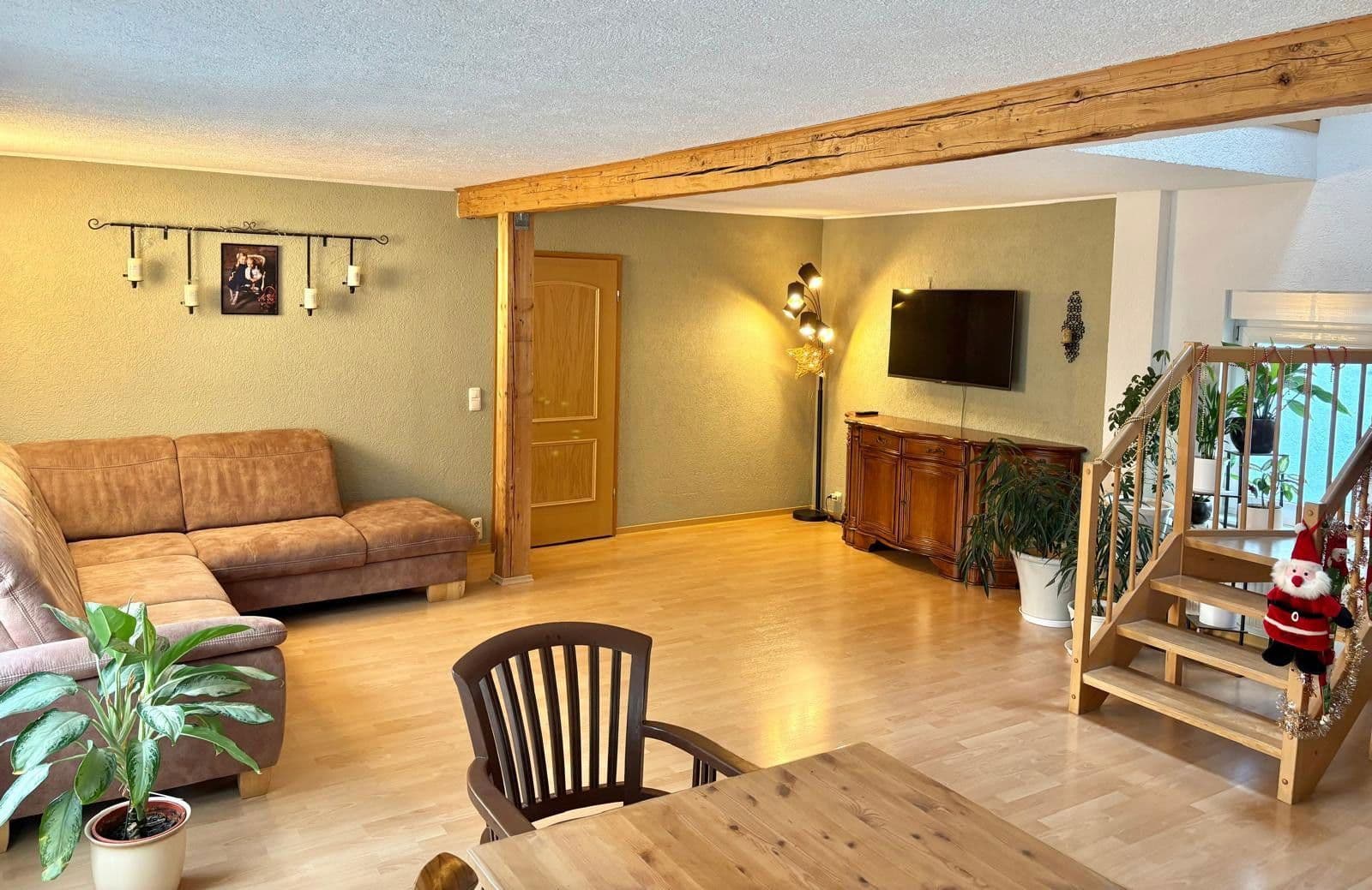 Prodej domu 1.040 m², pozemek 1.400 m², Hauptstraße 50, Bad Langensalza, Durynsko Prodej domu 1.040 m², pozemek 1.400 m², Hauptstraße 50, Bad Langensalza, Durynsko