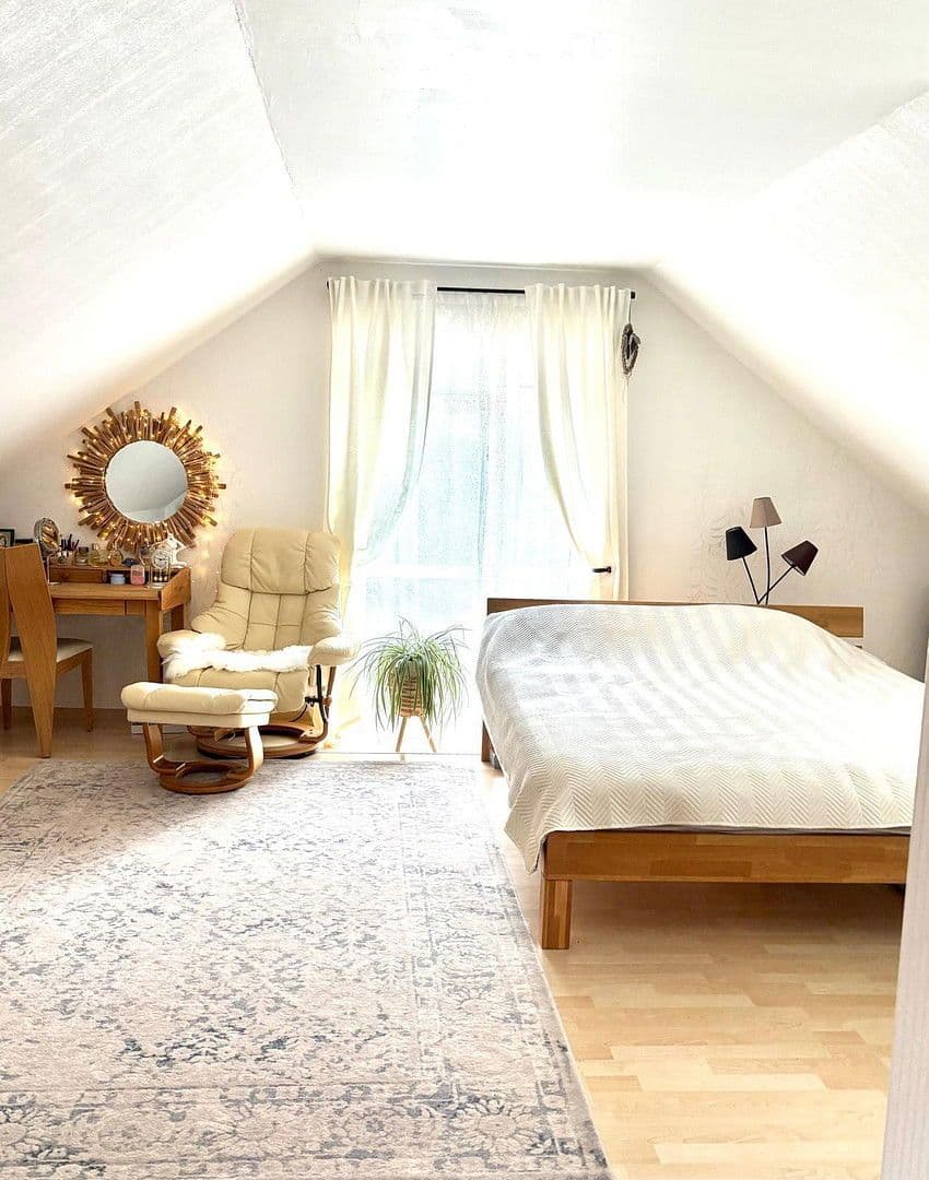 Prodej domu 1.040 m², pozemek 1.400 m², Hauptstraße 50, Bad Langensalza, Durynsko Prodej domu 1.040 m², pozemek 1.400 m², Hauptstraße 50, Bad Langensalza, Durynsko