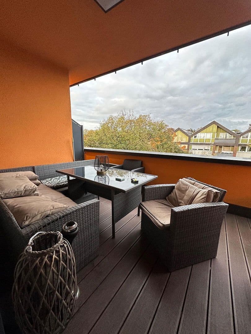 Pronájem bytu 4+1 132 m², Prinz-Ferdiand-Str. 144, Krefeld, Severní Porýní-Vestfálsko Pronájem bytu 4+1 132 m², Prinz-Ferdiand-Str. 144, Krefeld, Severní Porýní-Vestfálsko