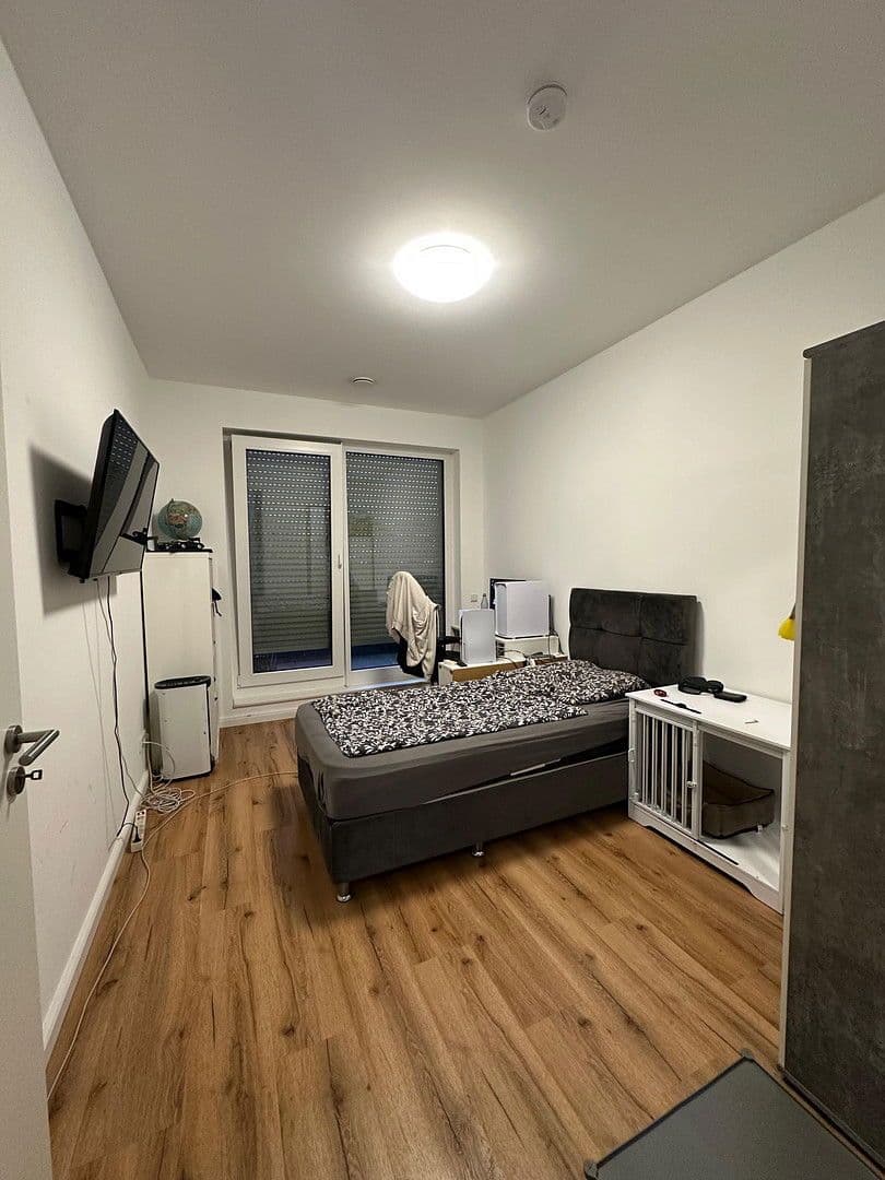 Pronájem bytu 4+1 132 m², Prinz-Ferdiand-Str. 144, Krefeld, Severní Porýní-Vestfálsko Pronájem bytu 4+1 132 m², Prinz-Ferdiand-Str. 144, Krefeld, Severní Porýní-Vestfálsko