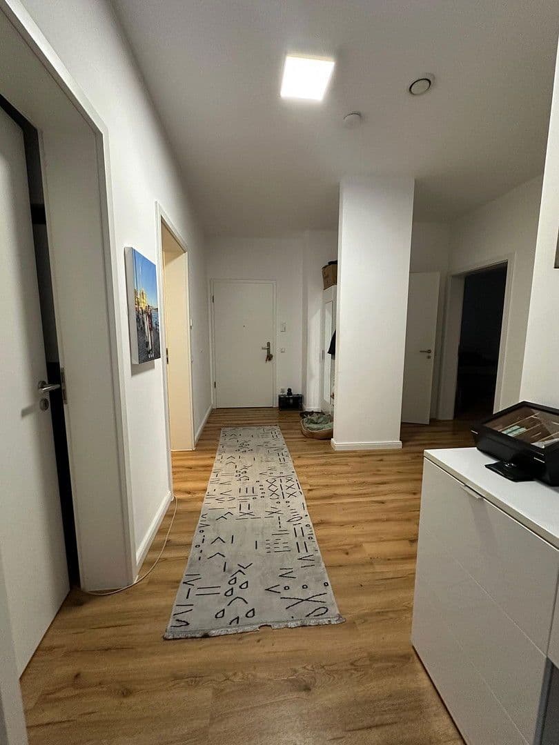 Pronájem bytu 4+1 132 m², Prinz-Ferdiand-Str. 144, Krefeld, Severní Porýní-Vestfálsko Pronájem bytu 4+1 132 m², Prinz-Ferdiand-Str. 144, Krefeld, Severní Porýní-Vestfálsko