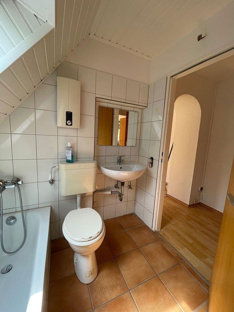 Pronájem bytu 3+1 50 m², In der Wüste 39, Leverkusen, Severní Porýní-Vestfálsko Pronájem bytu 3+1 50 m², In der Wüste 39, Leverkusen, Severní Porýní-Vestfálsko