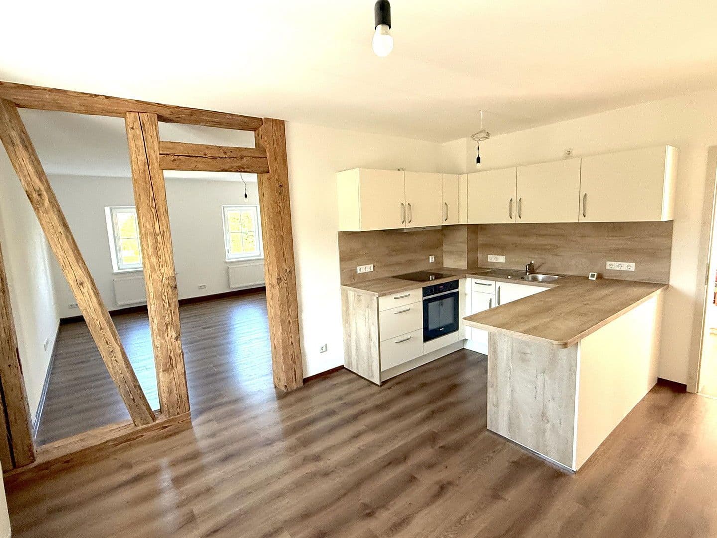 Pronájem bytu 4+1 140 m², Ellingen, Bavorsko Pronájem bytu 4+1 140 m², Ellingen, Bavorsko