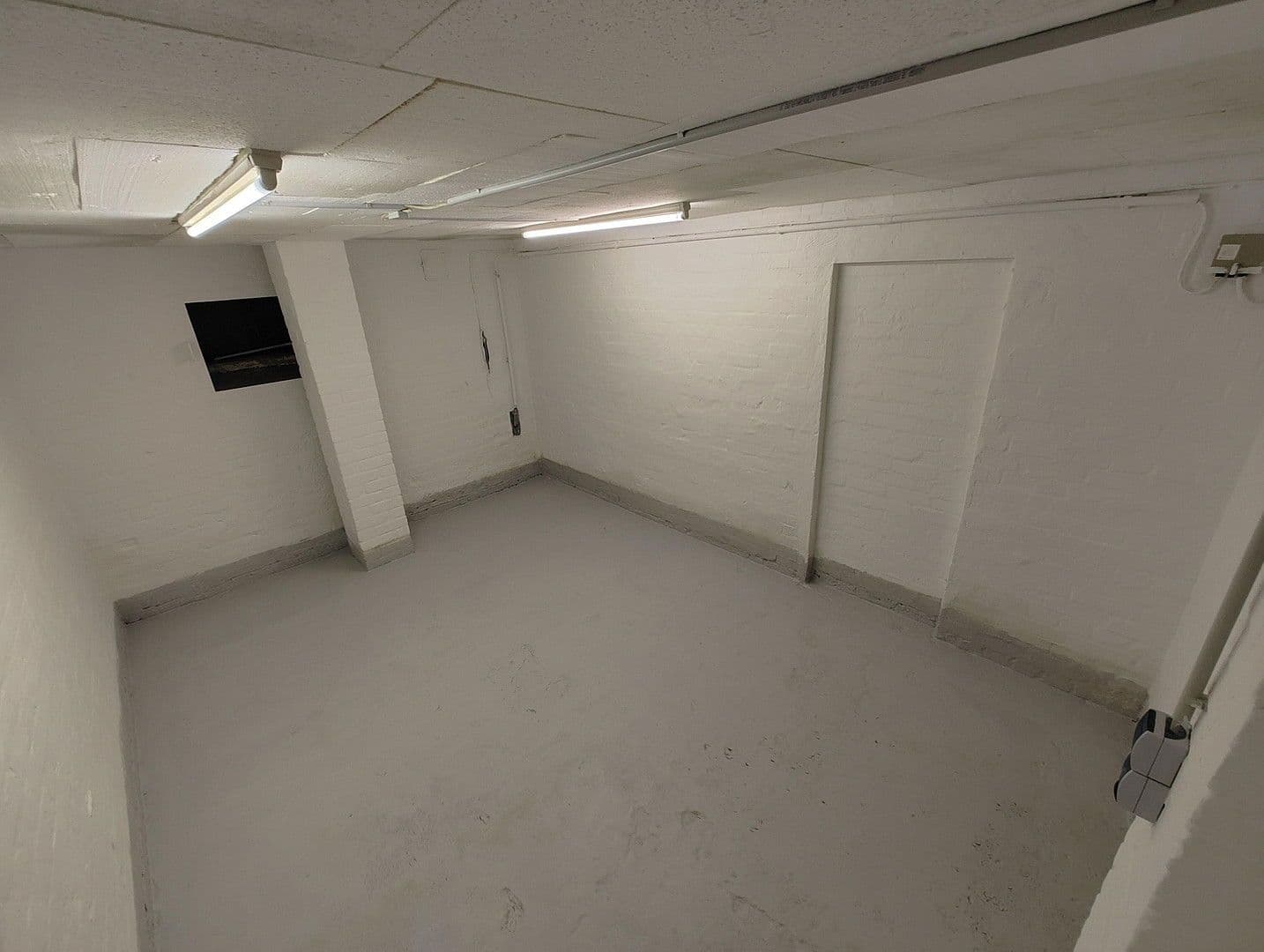 Prodej bytu 3+1 85 m², Kurveneck 2, Fuhlsbüttel, Hamburg Prodej bytu 3+1 85 m², Kurveneck 2, Fuhlsbüttel, Hamburg