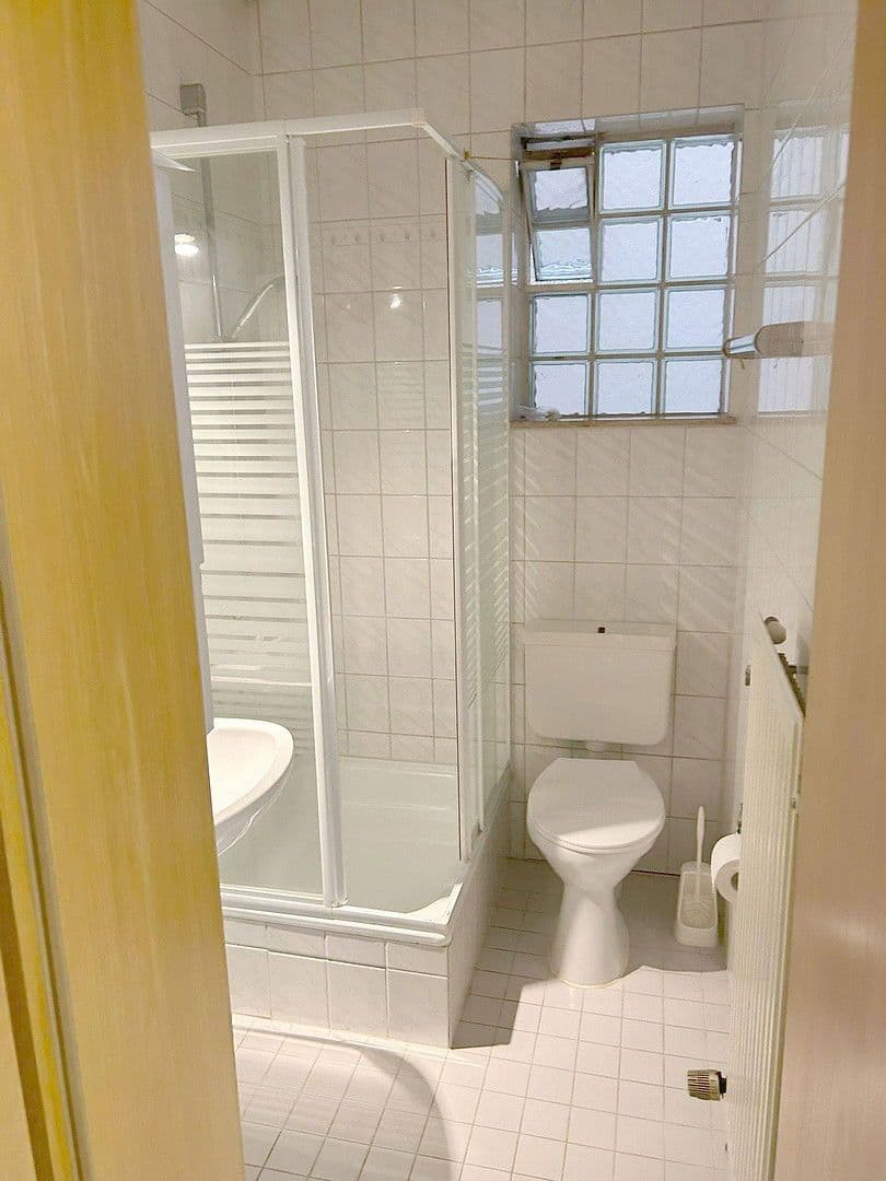 Pronájem kanceláře 43 m², Bad Wimpfen, Bádensko-Württembersko Pronájem kanceláře 43 m², Bad Wimpfen, Bádensko-Württembersko