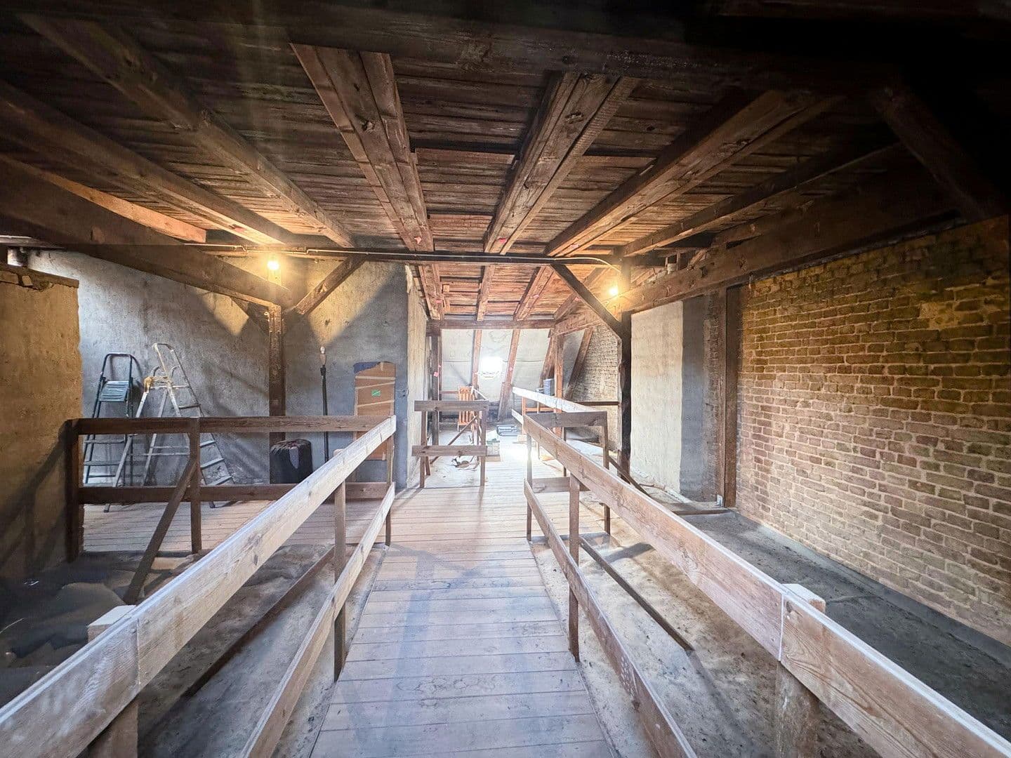 Prodej bytu 6+1 190 m², Berlin, Berlín Prodej bytu 6+1 190 m², Berlin, Berlín