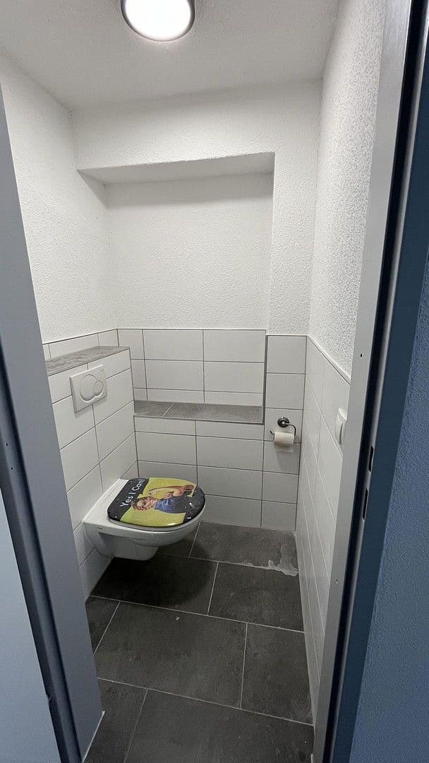 Pronájem kanceláře 28 m², Kramergasse 12, Imst, Tyrolsko Pronájem kanceláře 28 m², Kramergasse 12, Imst, Tyrolsko