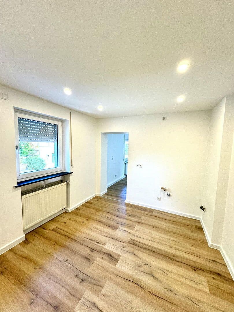 Prodej bytu 4+1 98 m², Georg-Mayer-Str. 5, Roth, Bavorsko Prodej bytu 4+1 98 m², Georg-Mayer-Str. 5, Roth, Bavorsko