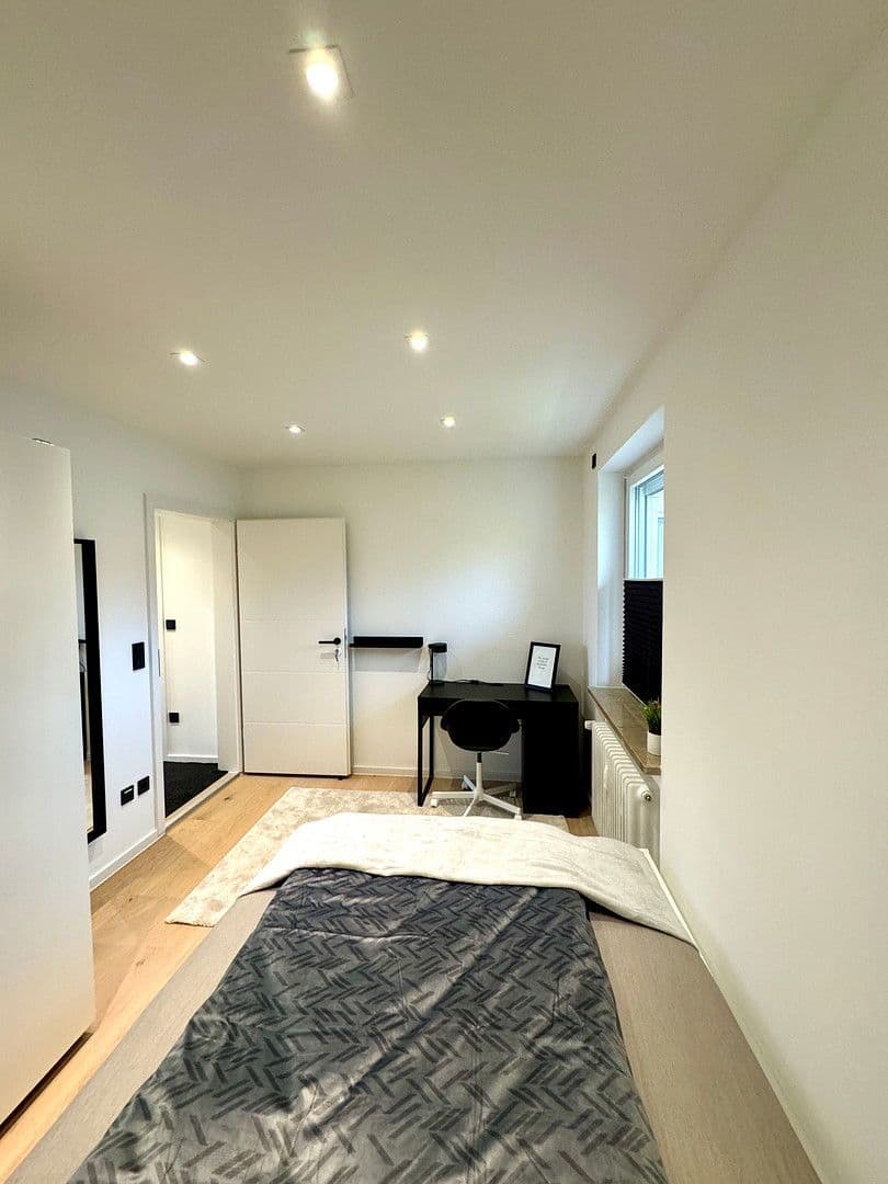 Prodej bytu 4+1 78 m², Walter-Scott-Str. 7, München, Bavorsko Prodej bytu 4+1 78 m², Walter-Scott-Str. 7, München, Bavorsko