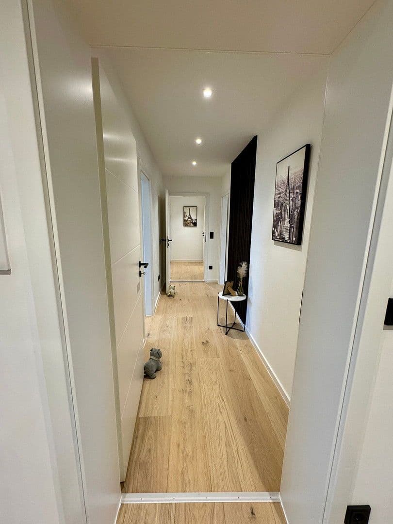 Prodej bytu 4+1 78 m², Walter-Scott-Str. 7, München, Bavorsko Prodej bytu 4+1 78 m², Walter-Scott-Str. 7, München, Bavorsko