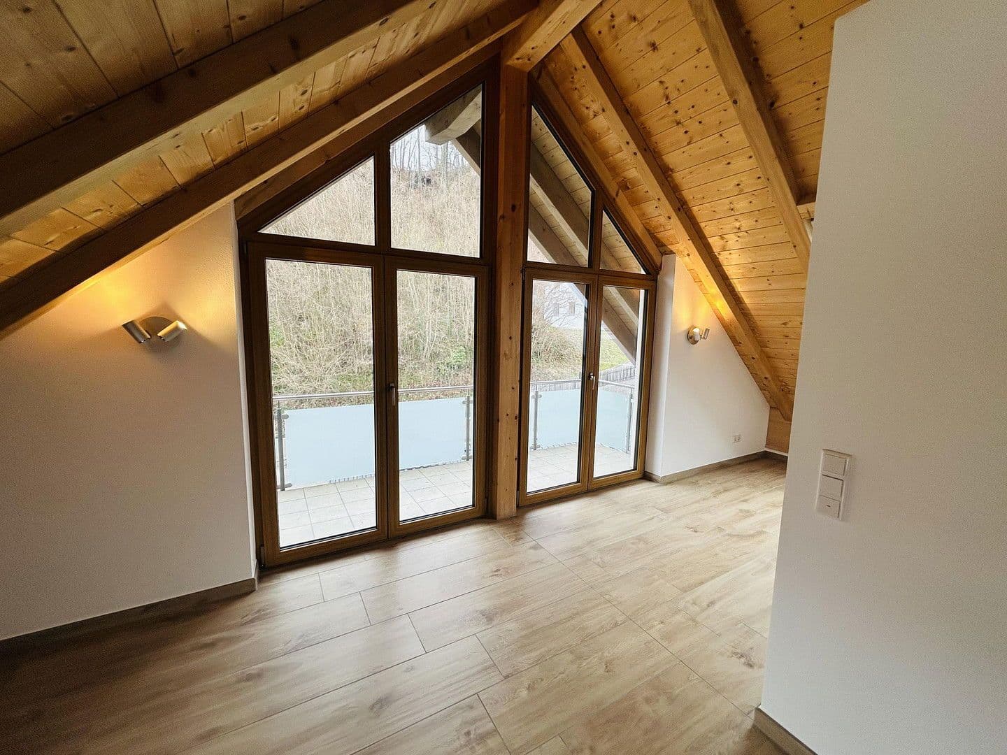 Pronájem bytu 3+1 81 m², Münchner Str. 2, Wolfratshausen, Bavorsko Pronájem bytu 3+1 81 m², Münchner Str. 2, Wolfratshausen, Bavorsko