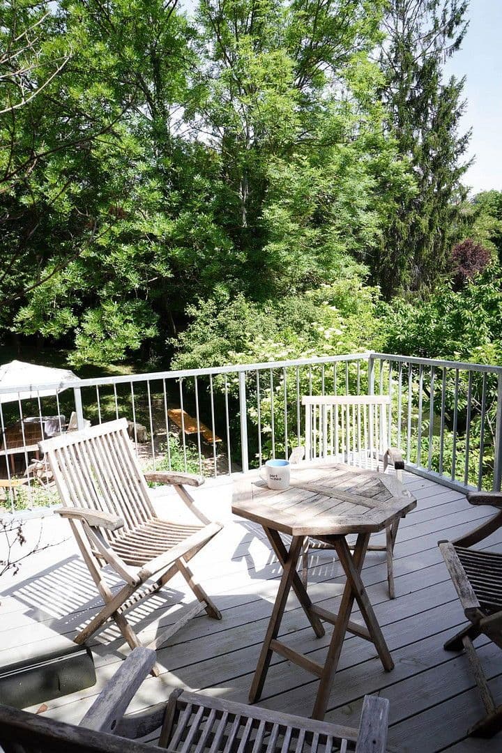 Pronájem kanceláře 21 m², Stuttgart, Bádensko-Württembersko Pronájem kanceláře 21 m², Stuttgart, Bádensko-Württembersko