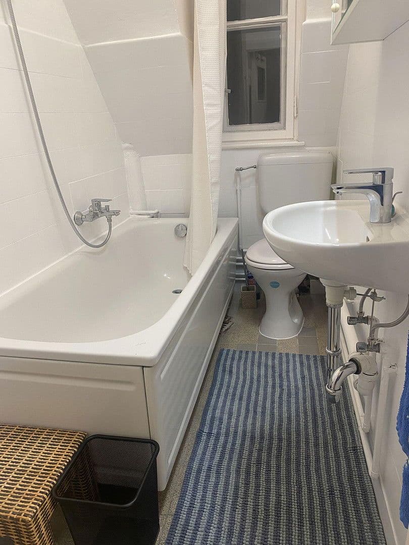 Pronájem bytu 1+1 30 m², Berlin, Berlín Pronájem bytu 1+1 30 m², Berlin, Berlín