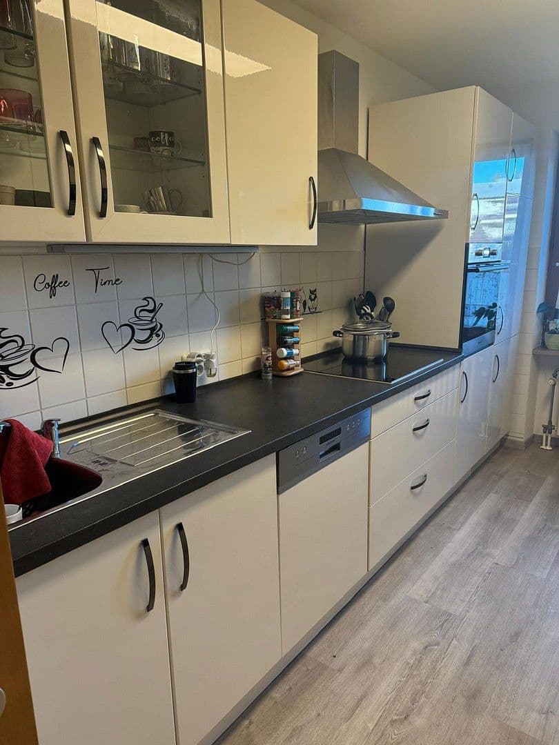 Pronájem bytu 2+1 71 m², Augsburg, Bavorsko Pronájem bytu 2+1 71 m², Augsburg, Bavorsko