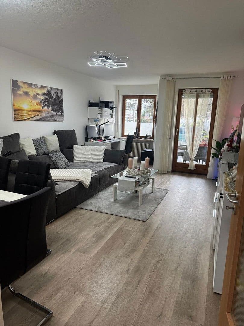 Pronájem bytu 2+1 71 m², Augsburg, Bavorsko Pronájem bytu 2+1 71 m², Augsburg, Bavorsko