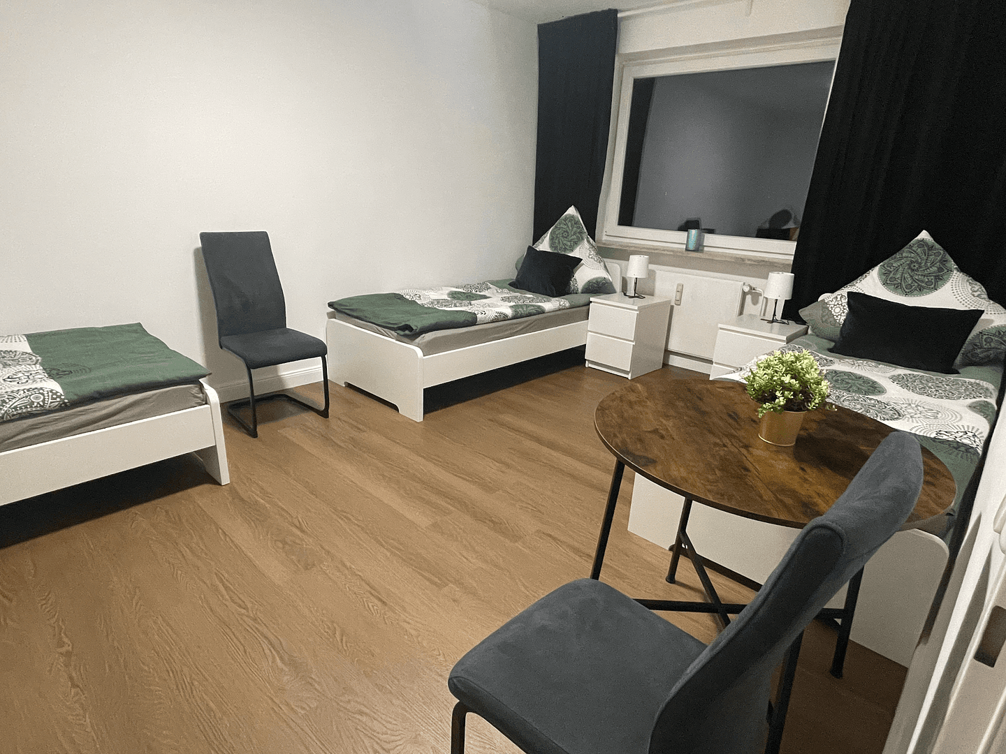 Pronájem bytu 5+1 115 m², Hamburg, Hamburg Pronájem bytu 5+1 115 m², Hamburg, Hamburg