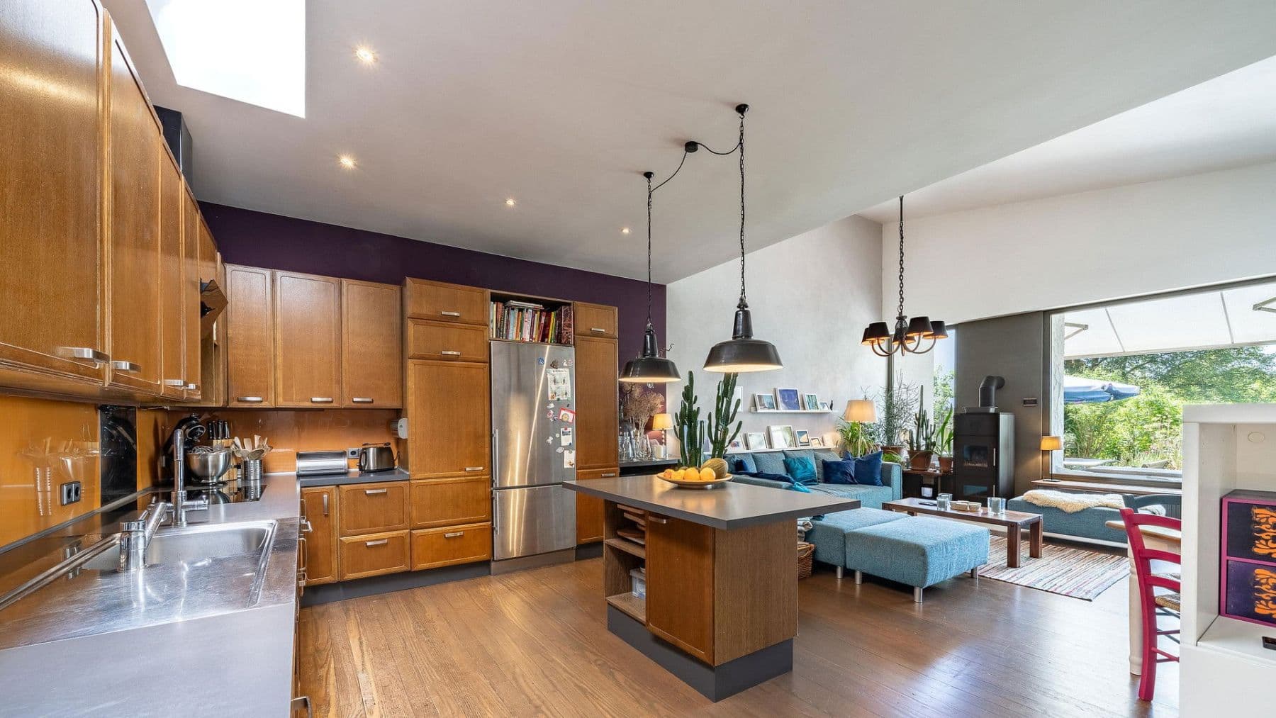 Prodej domu 389 m², pozemek 3.076 m², Daimlerstr. 14, Taunusstein, Hessen Prodej domu 389 m², pozemek 3.076 m², Daimlerstr. 14, Taunusstein, Hessen