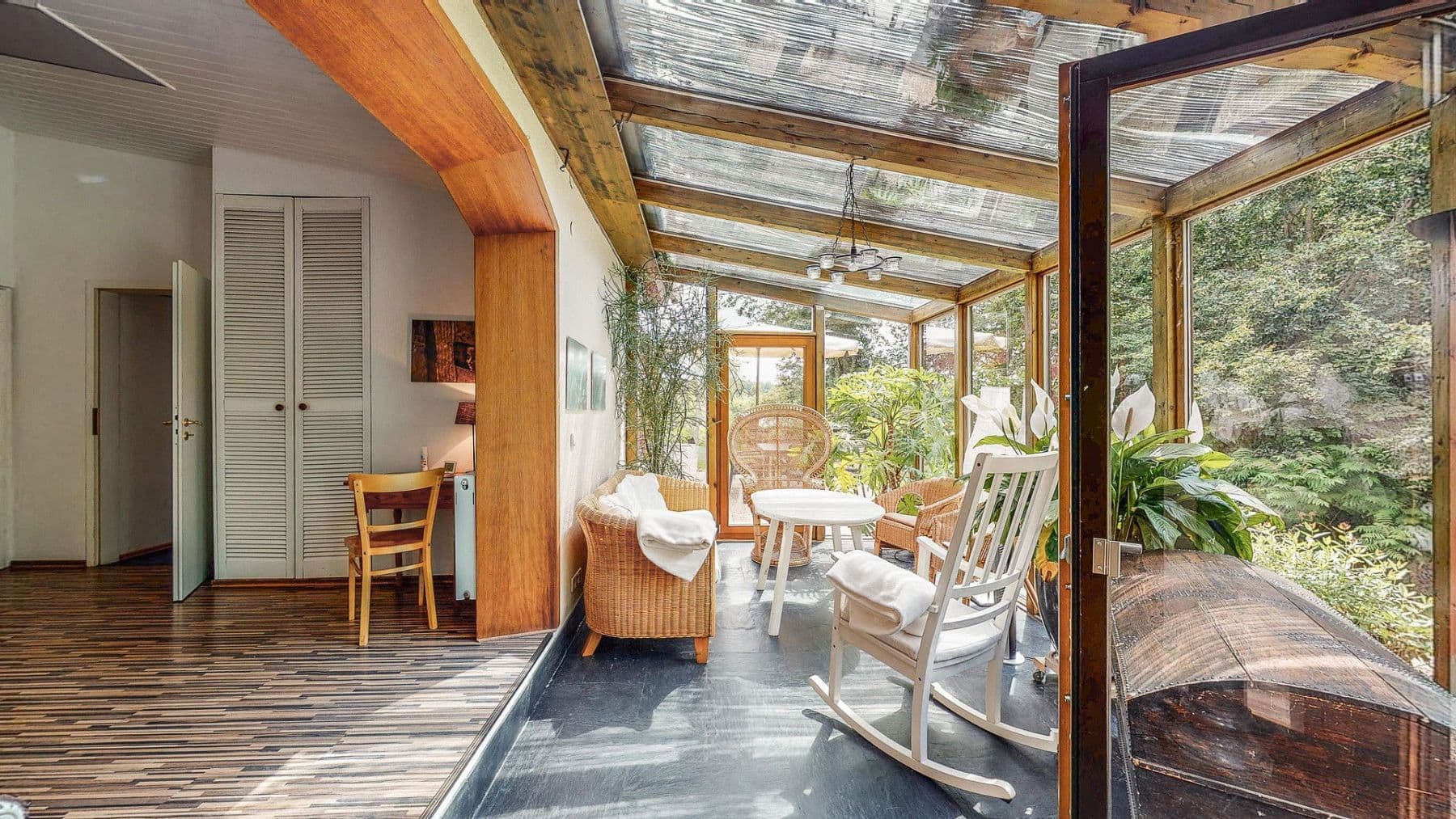 Prodej domu 389 m², pozemek 3.076 m², Daimlerstr. 14, Taunusstein, Hessen Prodej domu 389 m², pozemek 3.076 m², Daimlerstr. 14, Taunusstein, Hessen