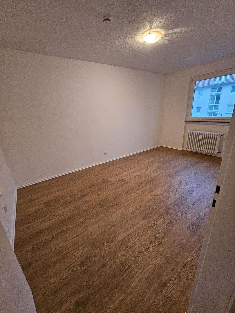 Pronájem bytu 3+1 78 m², Wiesbaden, Hessen Pronájem bytu 3+1 78 m², Wiesbaden, Hessen