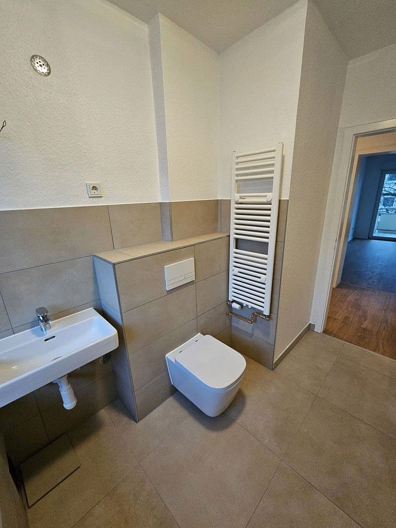 Pronájem bytu 3+1 78 m², Wiesbaden, Hessen Pronájem bytu 3+1 78 m², Wiesbaden, Hessen