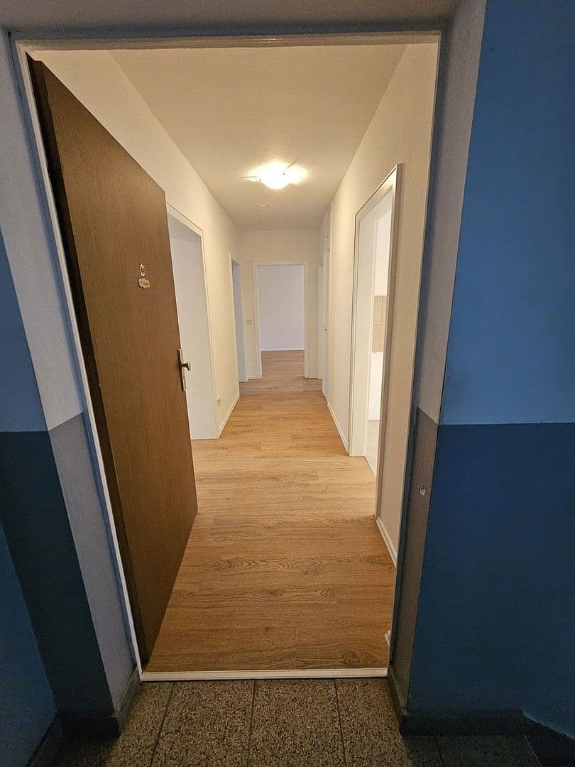 Pronájem bytu 3+1 78 m², Wiesbaden, Hessen Pronájem bytu 3+1 78 m², Wiesbaden, Hessen