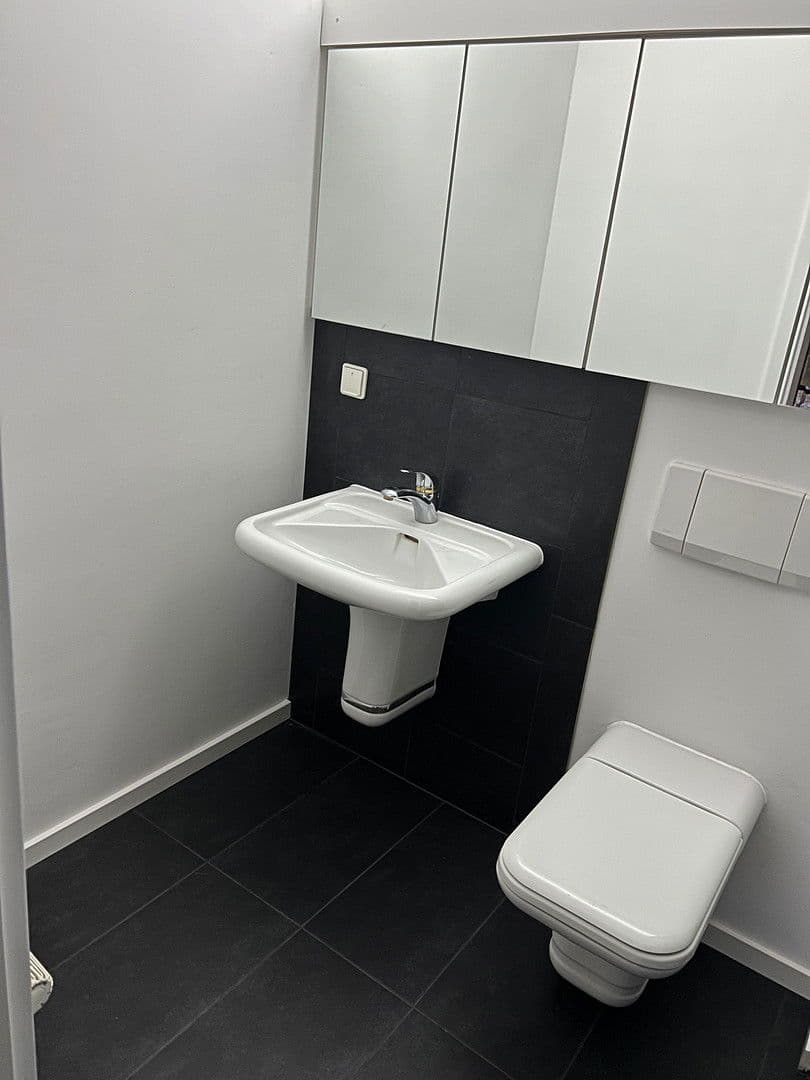 Pronájem bytu 3+1 114 m², Bremen, Bremen Pronájem bytu 3+1 114 m², Bremen, Bremen